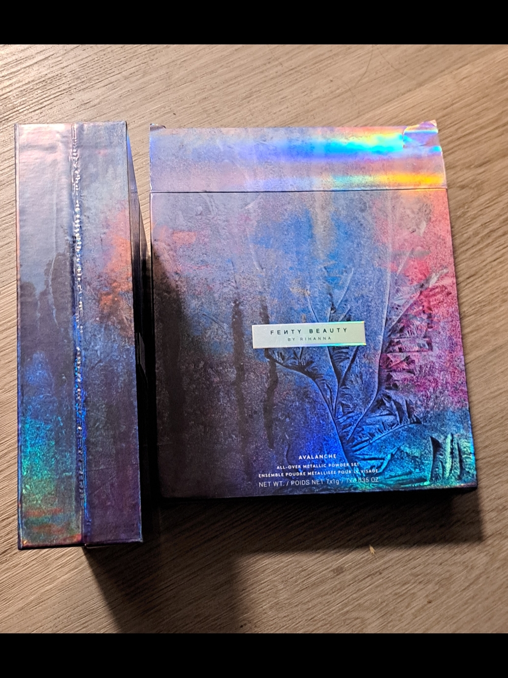 Fenty Beauty Avalanche All-Over Metallic Powder Palette - Iridescent Blue/Purple